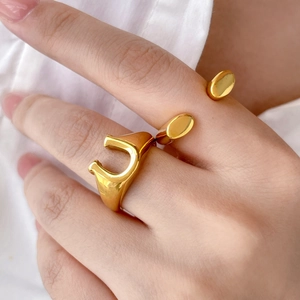U-shaped curved open ring and double oval ring set in 18K gold plated titanium steel