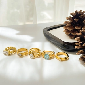 Stainless Steel Zircon Rings For Women Hollow Out Chain Design Heart Oval Pear Shape Gold Plated Elegant Jewelry Accessory