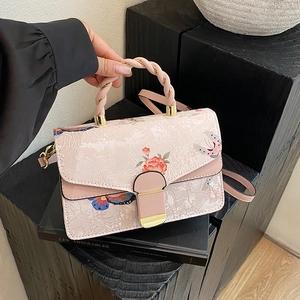 Damen Mode PU Leder Umhängetasche Mit Blumen Schmetterling Druck Elegante Handtasche Geflochtener Griff Metallschloss Alltäglich