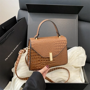 Petit Sac Carré Vintage À Texture Crocodile En Similicuir PU Femme Sac À Main Bandoulière Serrure Métallique Dorée Mode