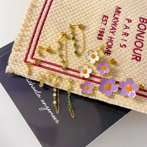 Boucles d'oreilles zircon goutte d'eau et fleurs à pompons en acier titane doré 18K