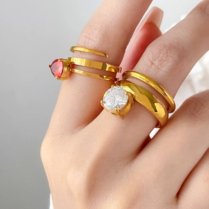 Minimalist double layer gold rings with red heart gemstone and white round zircon detail