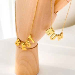Détails des colliers en acier inoxydable doré 18K avec pendentifs BEST et MUM