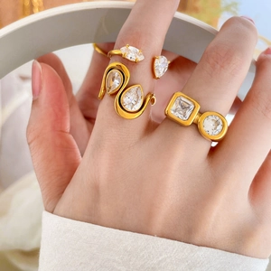 18K gold plated stainless steel teardrop and star rings set with sparkling zircon stones