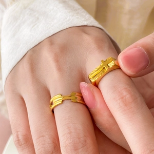 Three-layer 18K gold plated hollow leaf curved titanium steel ring for women