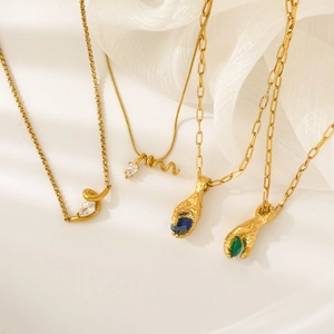 Vintage Hand Grasping Gemstone Pendant Necklace Stainless Steel 18K Gold Plated Zircon Snake Water Drop Jewelry For Women