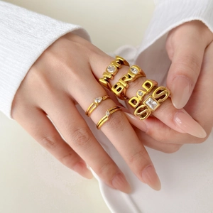 Stainless Steel Zirconia Ring Gold Plated MOM DAD SIS BRO Letter Rhombus Water Drop Design Family Jewelry Gift For Women