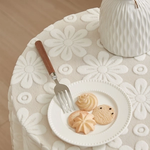 Cream sunflower lace tablecloth with jacquard daisy pattern for small round tables