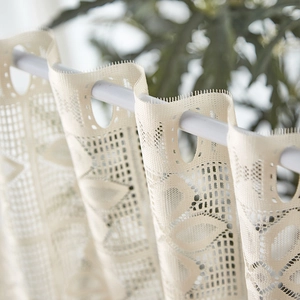 Rideau dentelle français crème avec motifs crochet pour séparation de porte et décoration