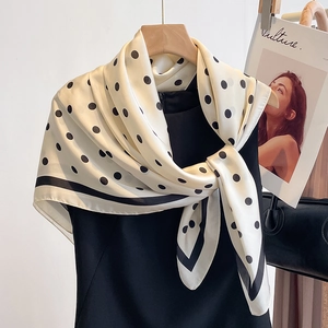 Élégant Carré de Soie en Satin à Pois pour Femme Grand Foulard de Mode Aspect Soie pour Voyage Bureau Quotidien