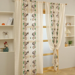 Rideaux semi-transparents blanc cassé avec broderie de champignons et bordure dentelle