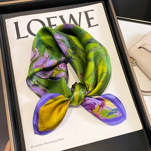 Foulard Carré En Satin De Mûrier Van Gogh Iris Peinture À L'huile Artistique Mode Petit Carré De Cou Léger Pour Femmes