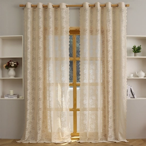 Rideau en dentelle beige à broderie florale vintage avec anneaux métalliques design