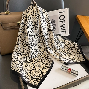 Elegant Camellia Flower Print Square Scarf Mulberry Satin Satin French Retro Style Decorative Head Neck Wrap For Women