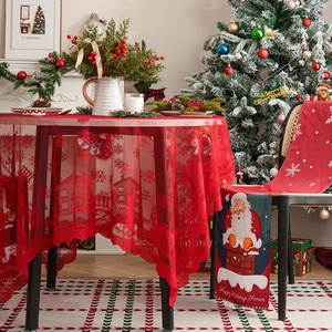 Ensemble nappe de Noël en dentelle rouge et housses de chaise avec motifs de fête
