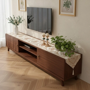 Vintage Floral Table Runner Polyester Fabric With Tassels Rose Pattern Protective Furniture Mat For Sideboard TV Cabinet