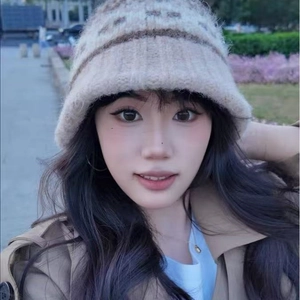 Fair Isle pattern knit bucket hat for women in beige and brown cozy plush material
