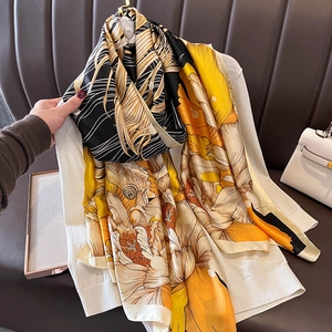 Longue Écharpe En Satin Synthétique Pour Femmes Imprimé Floral Et Carpe Koï Châle En Satin Élégant Hiver Chaud Foulard