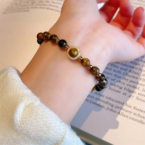 Bracelet Perles Pierre Oeil De Tigre Naturelle Avec Pendentif Rond Zircon Cuivre Plaqué Or Bijoux Rétro Pour Femmes