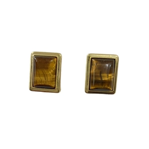 Französische Vintage Tigerauge Ohrstecker in Rechteckform mit goldenem Perlenrand