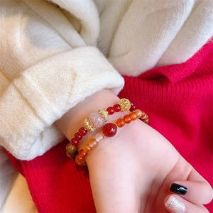 Red Agate Beaded Bracelet For Women Strawberry Crystal Lucky Beads Double Layer Dunhuang Style Gold Alloy Accessories Retro Jewelry