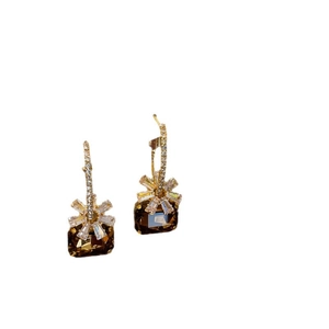 French romantic flower earrings with brown sugar cube zircon drops in gold plating