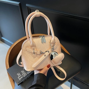 Women Korean Fashion Shell Crossbody Bag Pearlescent PU Leather Handbag With Heart Pendant Versatile Shoulder Daily Tote Bag