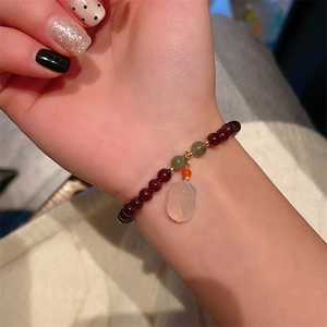 Bracciale Di Perle In Granato Naturale Con Pendente A Forma Di Coniglio Zucca In Giada Bianca Gioielli Cinesi Retro Donna