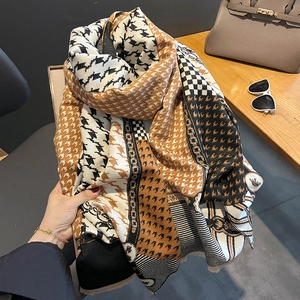 Houndstooth cashmere-feel scarf in camel, black, and white with chain pattern for women