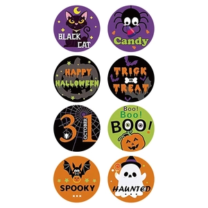 Roll of 500 Happy Halloween stickers with 8 spooky patterns like pumpkins and ghosts