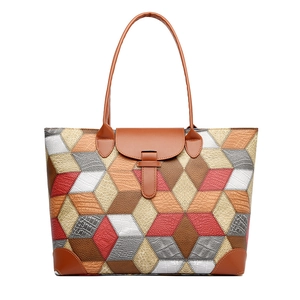 Bolso tote para mujer con diseño geométrico color block y acabado de patchwork en 3D