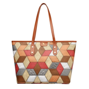 Bolso tote para mujer con diseño patchwork multicolor y textura de piel de cocodrilo
