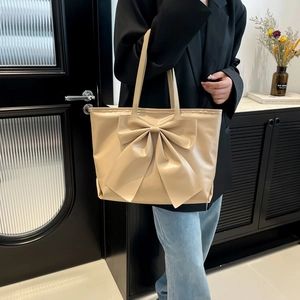 Beige Shopper Tasche mit großer Schleife, weiches PU-Leder, elegante Damen Schultertasche groß