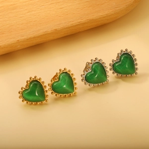 Boucles d'oreilles rétro en forme de cœur en acier inoxydable doré et argenté