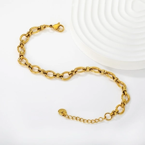 Gold stainless steel oval link chain bracelet for women with adjustable lobster clasp