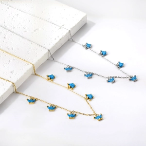 Collana Con Pendente A Corona Acciaio Inossidabile Placcato Oro 18K Smalto Zircone Catena Di Clavicole Gioielli Da Donna Regalo Elegante