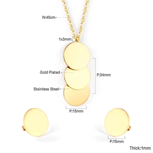 Spécifications détaillées de taille pour l'ensemble collier et boucles en acier doré
