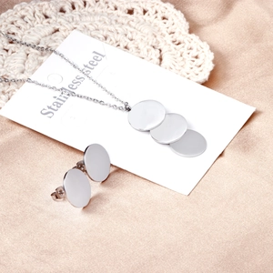 Parure de bijoux en acier inoxydable avec collier pendentif rond et boucles d'oreilles clous