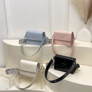Minimalist patent leather crossbody square bags in four colors with wide woven straps