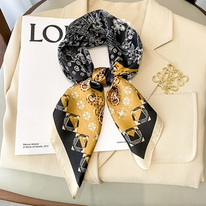 Women Satin Feeling Satin Square Scarf Paisley Floral Print Fashion Elegant Neck Head Hair Wrap Handbag Neckerchief Accessories