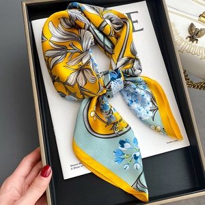 Luxury Mulberry Silk Square Scarf For Women Vintage Floral Print Elegant Silk Neck Scarf Fashion Head Scarf Handkerchief Wrap