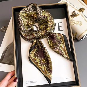 Vintage mulberry silk scarf with paisley print and elegant knot design for women