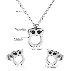 Détails des dimensions de la parure hibou et du matériau en acier inoxydable anallergique