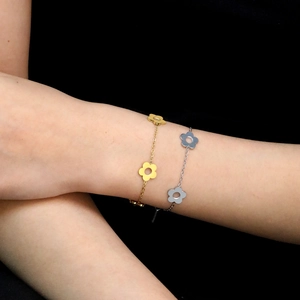 Bracelet À Fleurs Évidées Acier Inoxydable Plaqué Or Ajustable Chaîne Florale Bijoux Pour Femmes