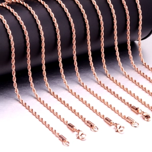 Chaînes torsadées en acier inoxydable or rose avec fermoir mousqueton sur rouleau noir