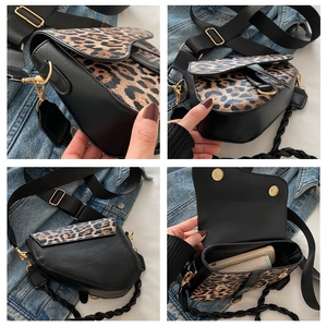 Vue détaillée du sac selle léopard montrant les coutures et les ferrures dorées
