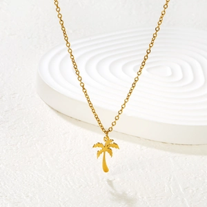 Collier minimaliste en acier inoxydable plaqué or 18k avec pendentif palmier élégant