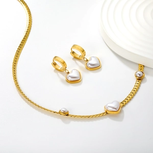 Luxury 18k gold plated stainless steel jewelry set with heart and round pearls