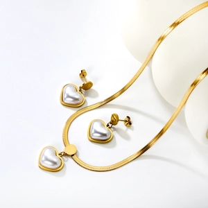Elegant 18k gold plated heart pearl necklace and earrings jewelry set for women