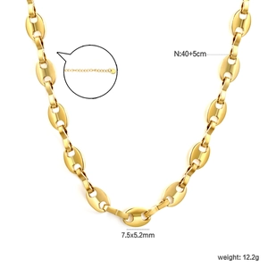 Macro detail of 40+5cm golden coffee bean link chain necklace with lobster clasp